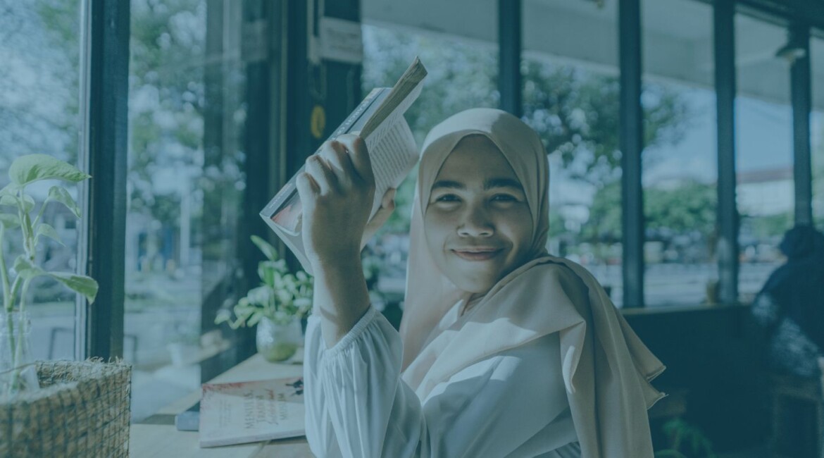 In today’s workplace environment, issues of antisemitism and Islamophobia are increasingly salient—particularly as commentary on social media (personal or professional) intersects with employment. Employers must navigate a complex landscape: balancing freedom of expression, managing workplace reputation, safeguarding all staff, and ensuring compliance under the Equality Act 2010 (EA 2010) and related jurisprudence. Employees, meanwhile, need to understand the boundaries of protected belief, permissible speech, and potential disciplinary risk.