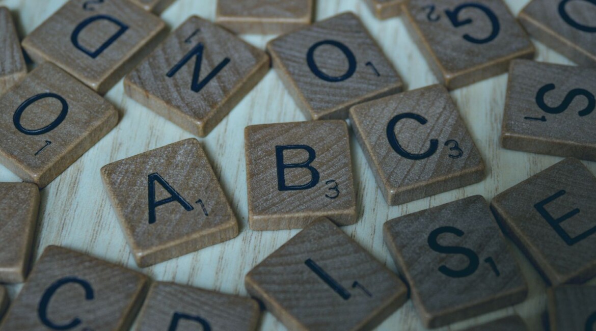 Learn how to issue alphabet shares to employees in the UK, including tax rules, valuation, Section 431 elections and key legal documents.