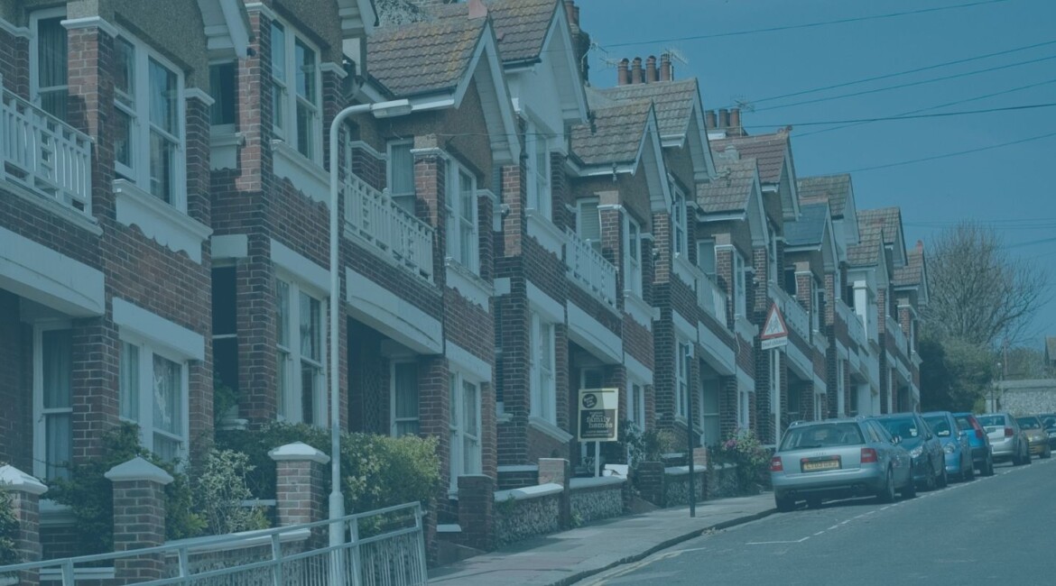 Lease below 80 years and marriage value risk Leaseholder reviewing Section 42 notice and lease extension costs Short lease flat with 80-year threshold and mortgage concerns